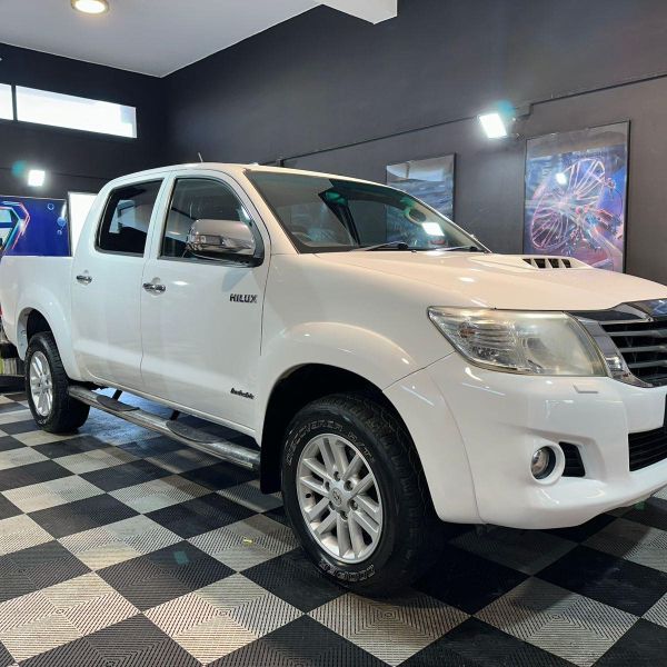 ? For sale Toyota Hilux ?